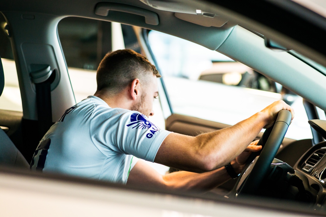 Szponzor autók átadása