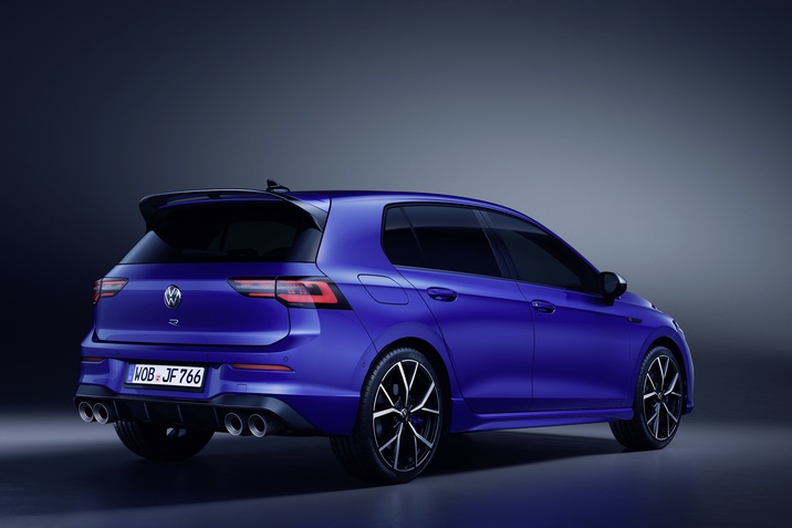 Golf R